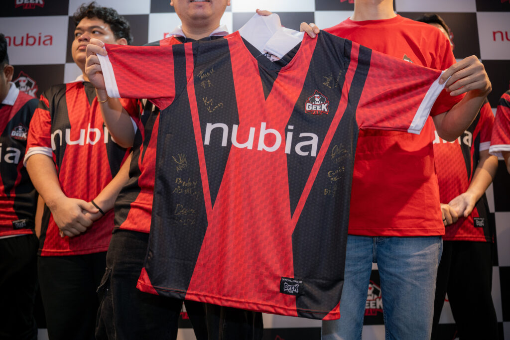 Resmi! Geek Fam Gandeng Nubia untuk MPL Musim Depan