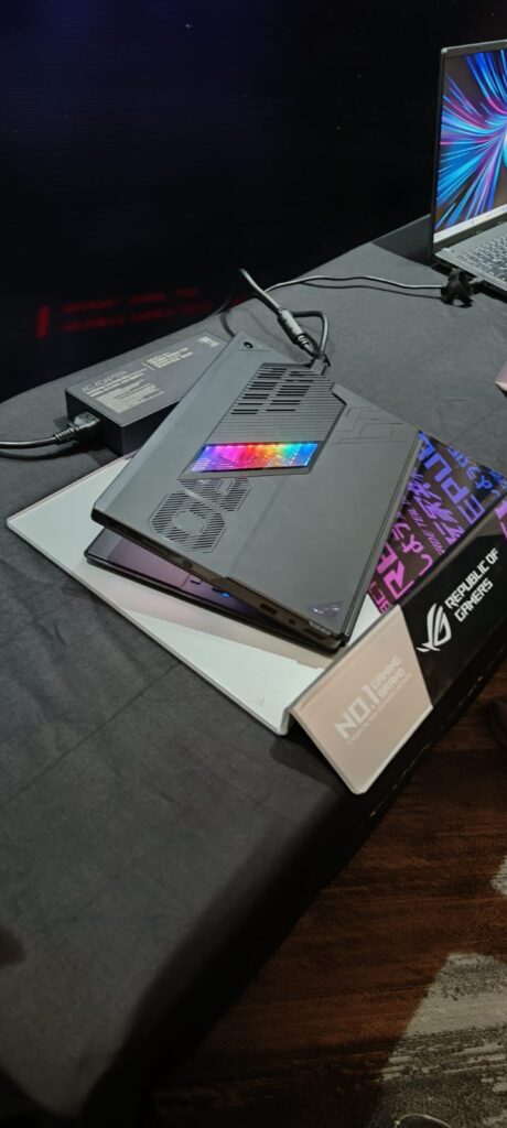 Mengungkap Keunggulan ROG Strix SCAR 16/18 (2025)