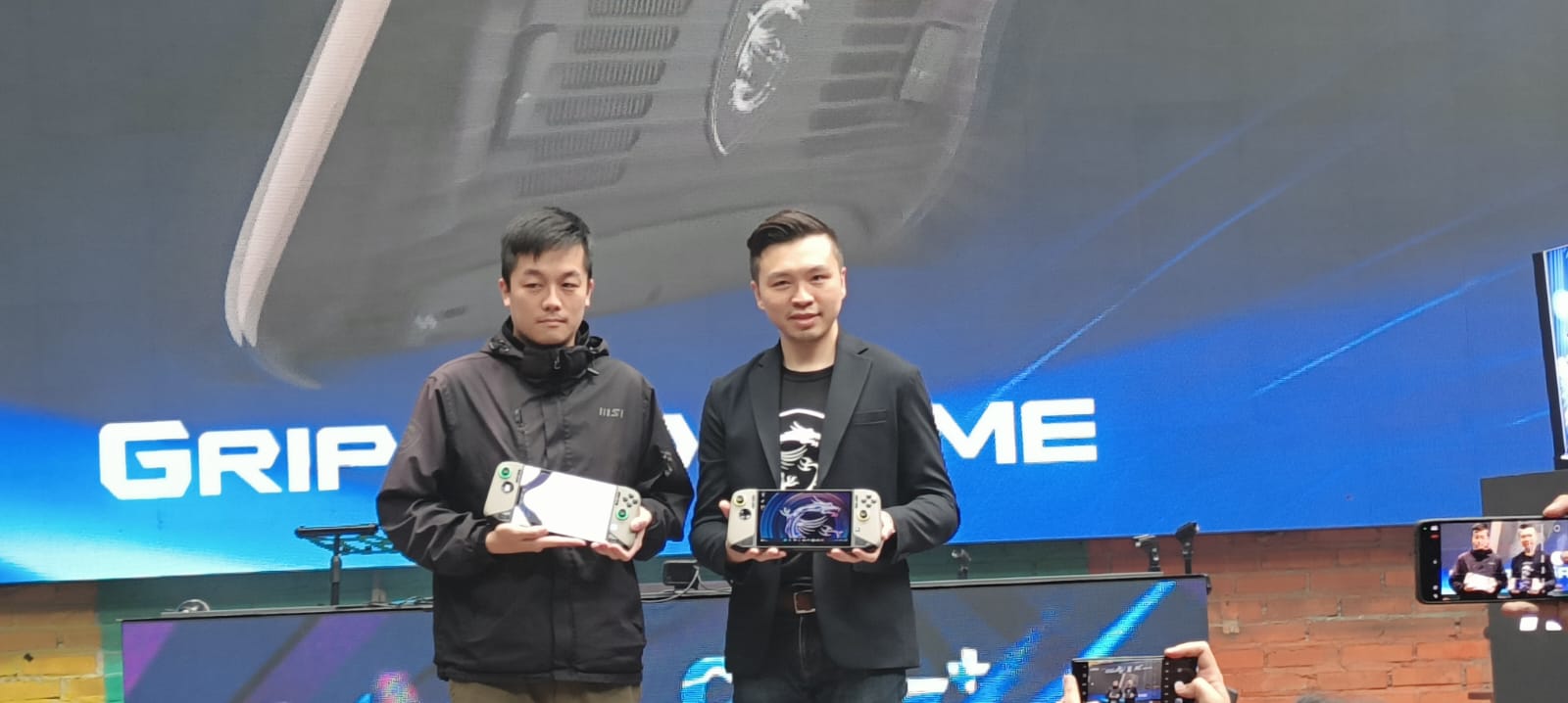 MSI CLAW 8 AI
