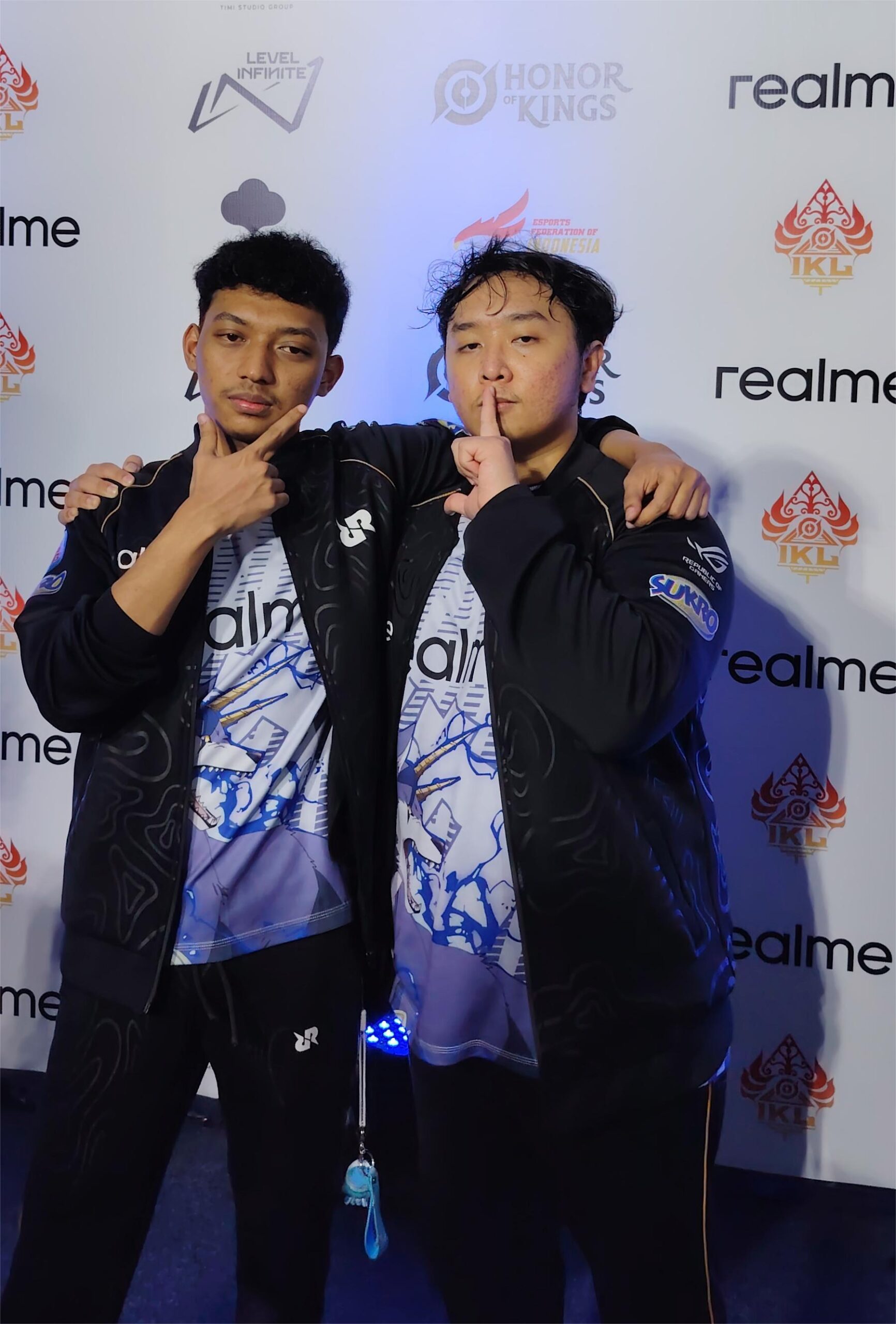 RRQ Bangkit di Playoff IKL